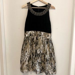 Ellen Tracy Sleeveless Cocktail Dress. Size 10